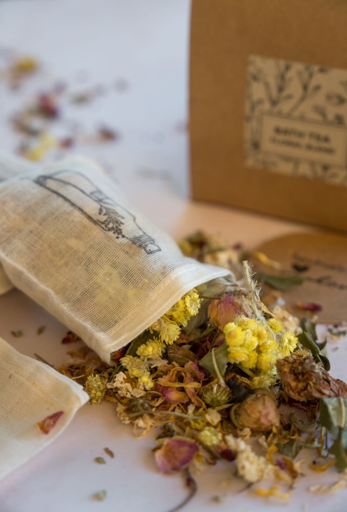 Floral Bath Tea Soak: Relaxing Herbal Blend - Pack of 4