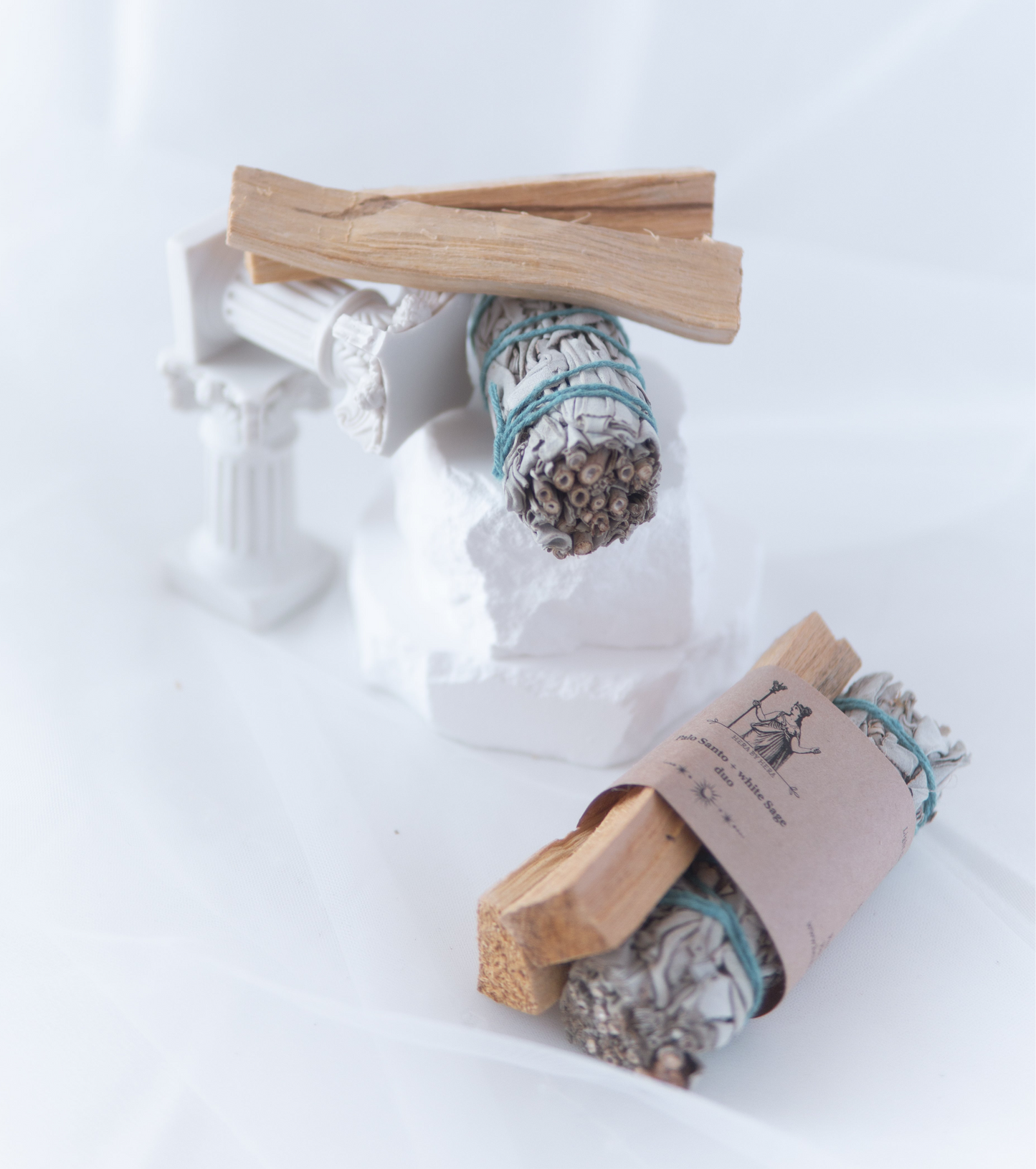 White Sage & Palo Santo Bundle – Energy Cleansing Ritual Set.