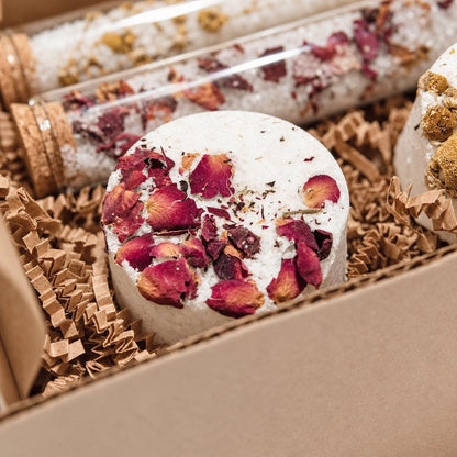 Bath Gift Set, Rose Chamomile Epsom Salt Soak With Fizzy Bombs