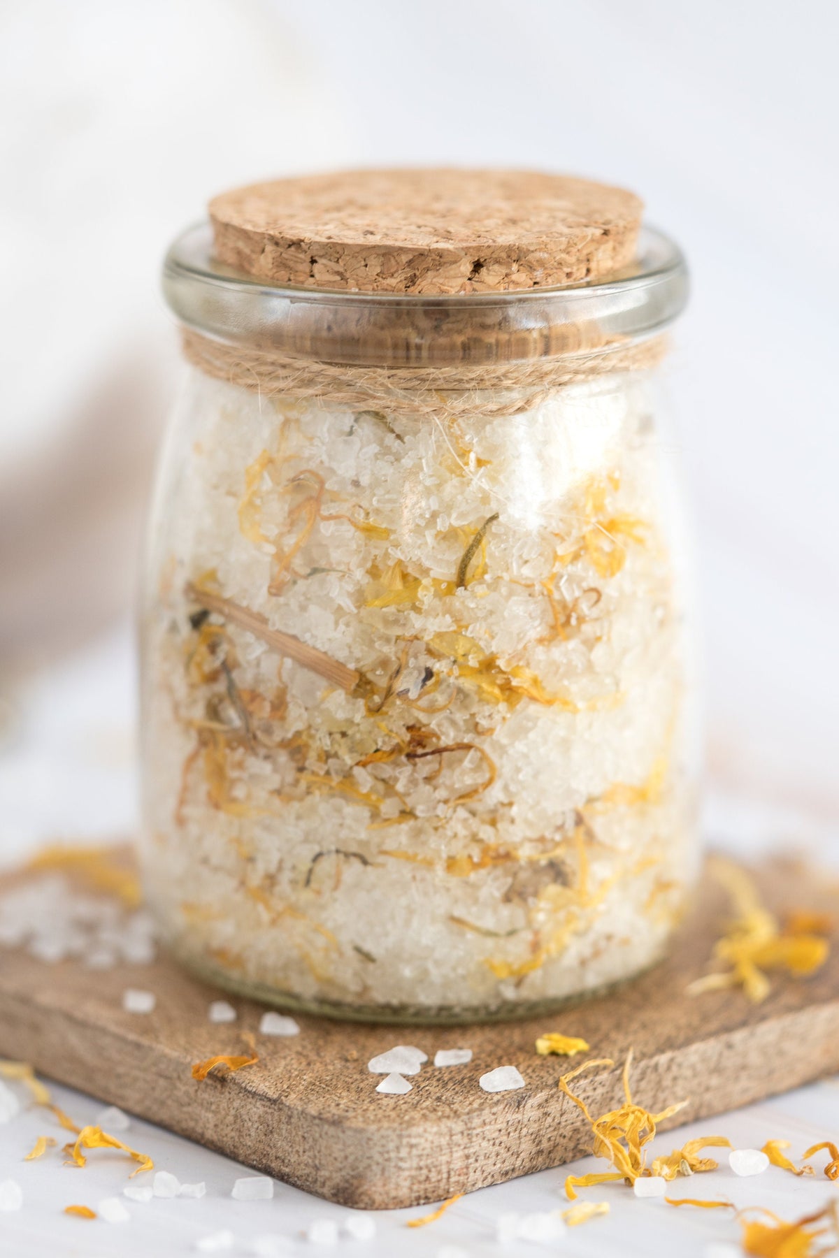 Botanical Bath Salt Soak in Glass Jar with Bamboo Spoon | Rose, Lavender, Citrus & Jasmine | Hera by Hera